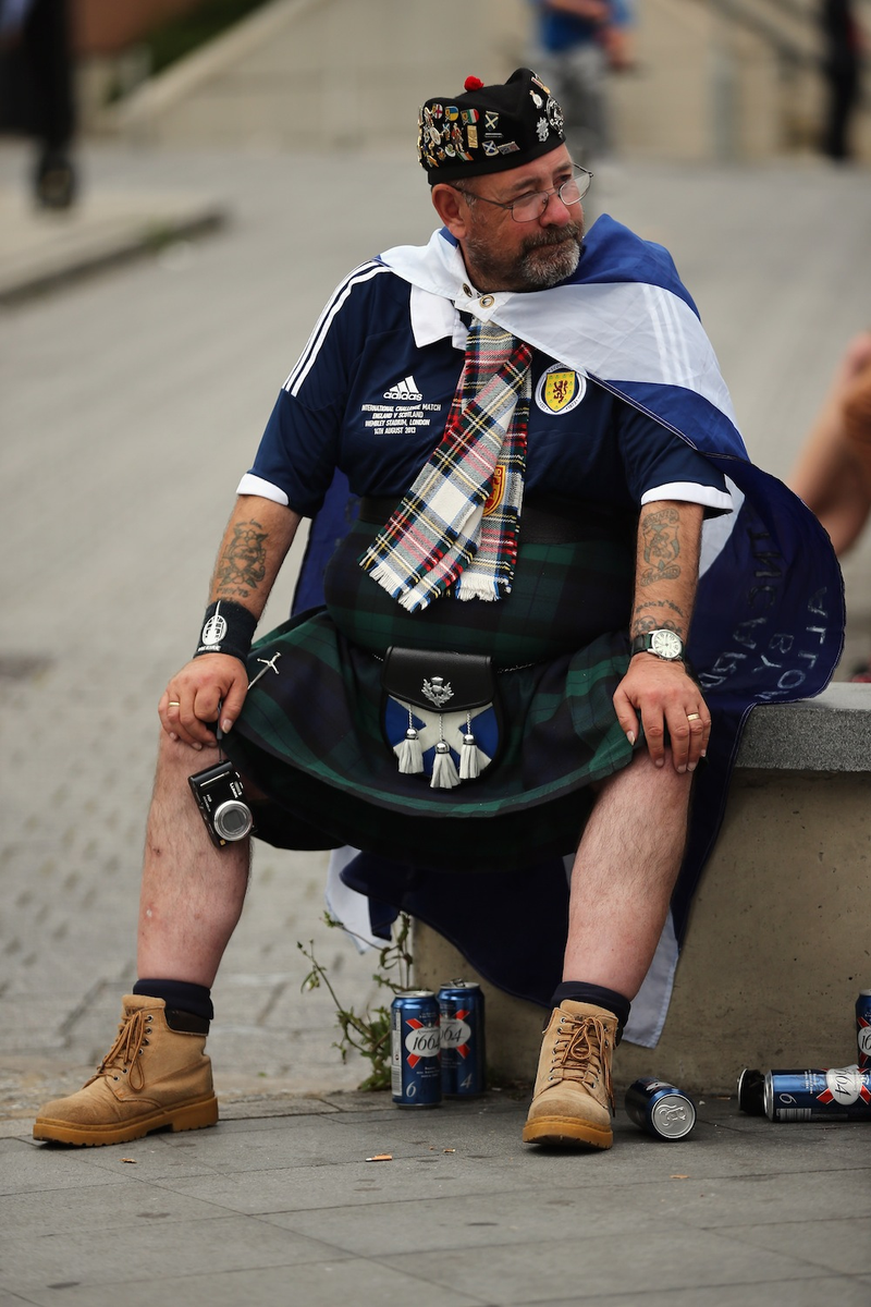 Illustration for article titled A Photo Tribute To Drunk Scottish Fans